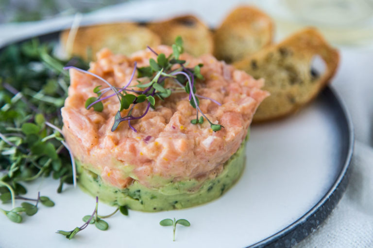 tartare de saumon purée avocat cinq fourchettes recette