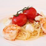 Pâtes aux tomates confites, chèvre et bacon! - Cinq Fourchettes