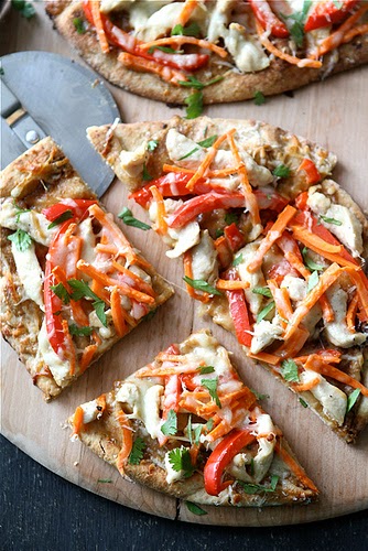 7 idées de pizza sur pain naan! Vous allez adorer! - Cinq Fourchettes