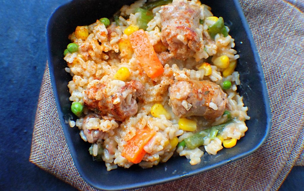 Riz à la saucisse en 20 minutes (pis plein de temps pour jouer dehors!) - Cinq Fourchettes