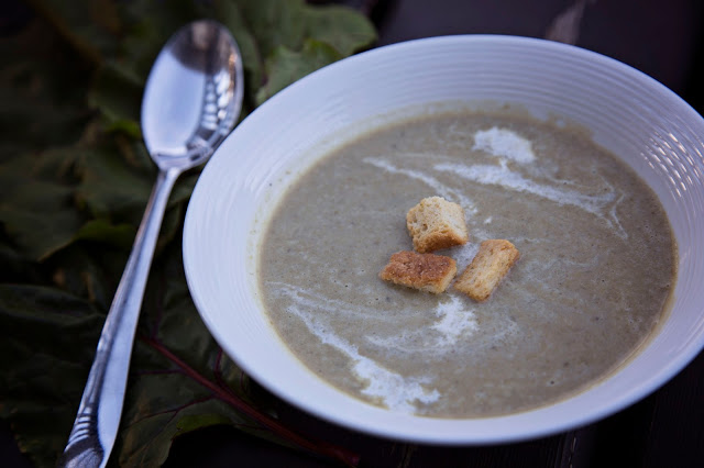 potage de feuilles de betteraves Cinq Fourchettes
