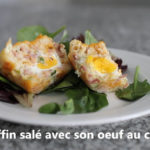 Muffin à déjeuner original avec un oeuf complet à l'intérieur! Cinq Fourchettes