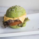 Hamburger aux avocats SANS GLUTEN : Juste WOW ! / Cinq Fourchettes