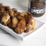 Ailes de poulet sucrées et piquantes à la marmelade et au bacon /Cinq Fourchettes