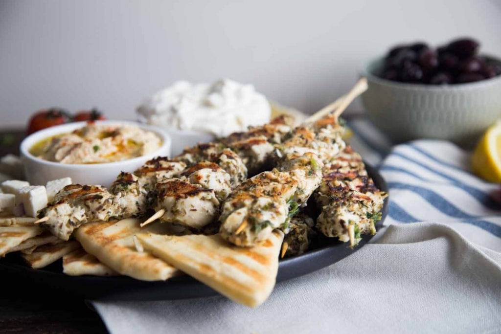 Brochettes de poulet à la grecque Cinq Fourchettes