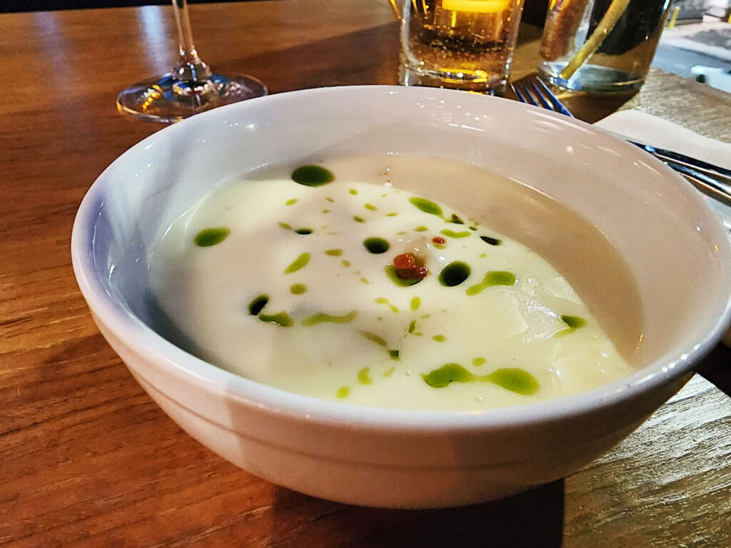 Chef James Bratsberg Le Germain Hotel Restaurant NORCA Ottawa Cinq Fourchettes
