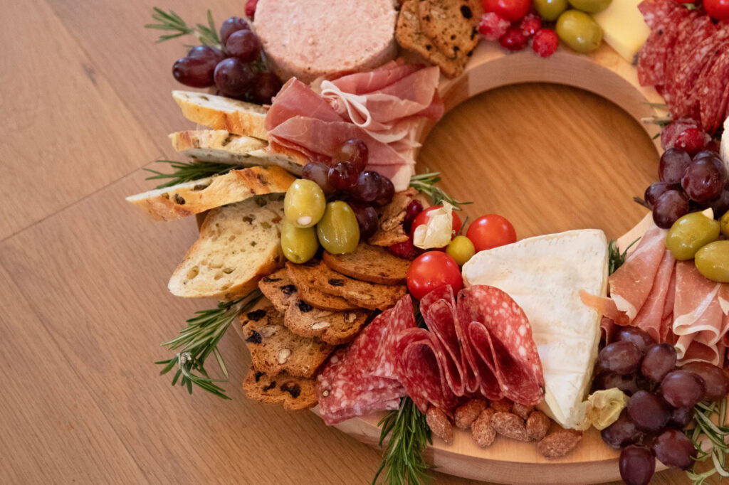 planche plateau fromages Noël présentation gourmande 3 en 1 cadeau cuisine achat idée Cinq Fourchettes Shop Boréale fait ici Québec